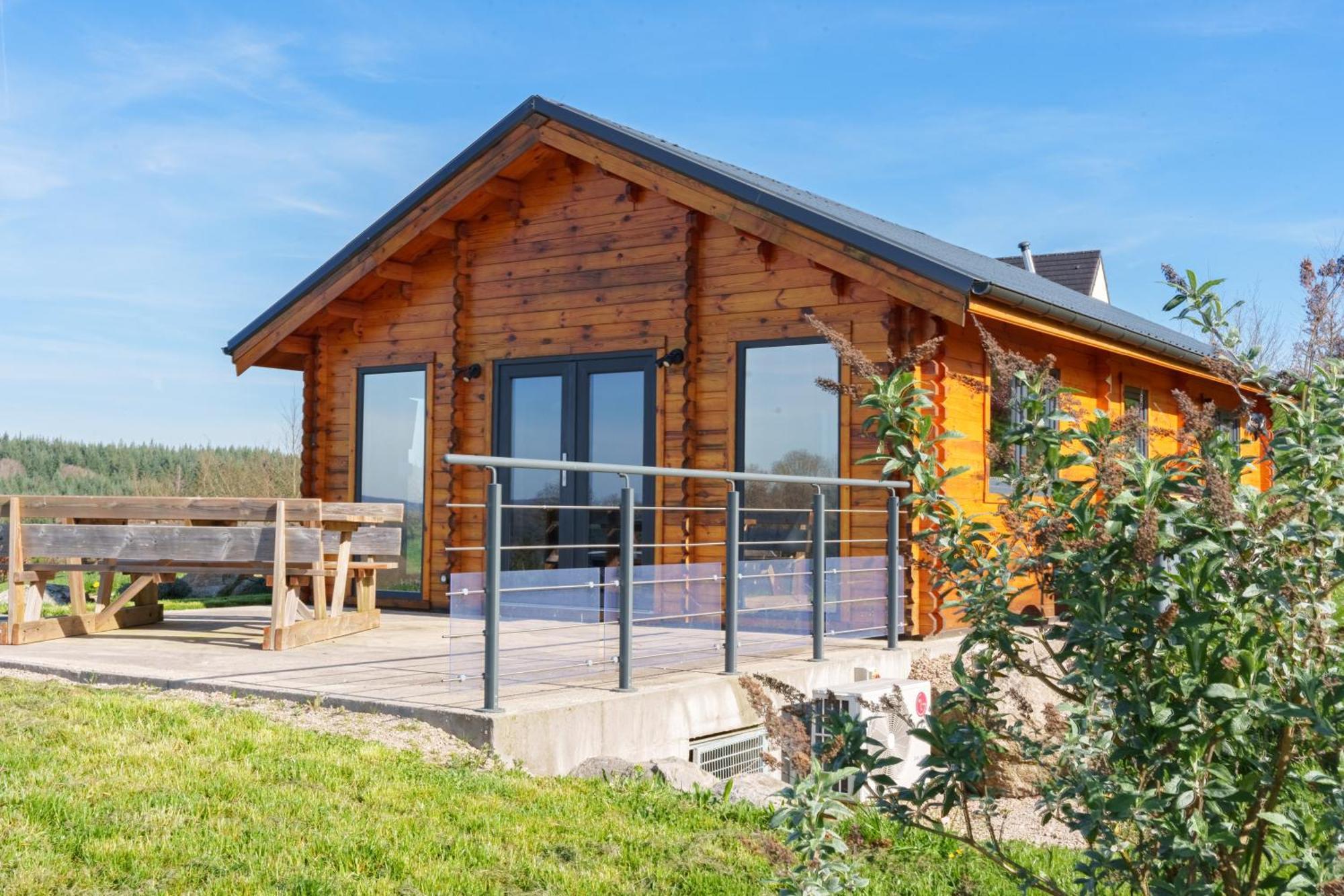 Le Chalet Du Crescent Saint-Germain-des-Champs Exterior foto